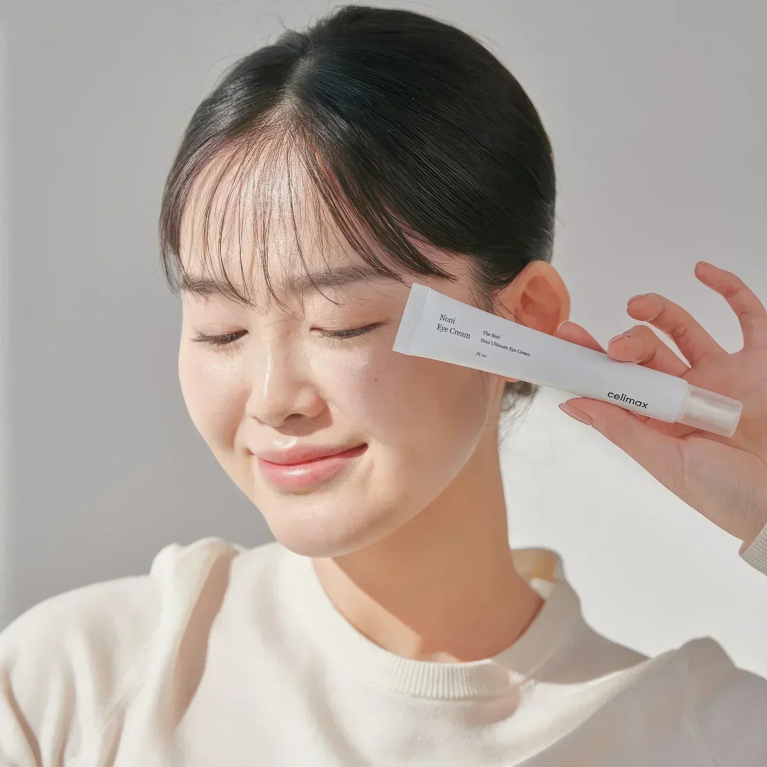 Die besten koreanischen Augencremes gegen Falten