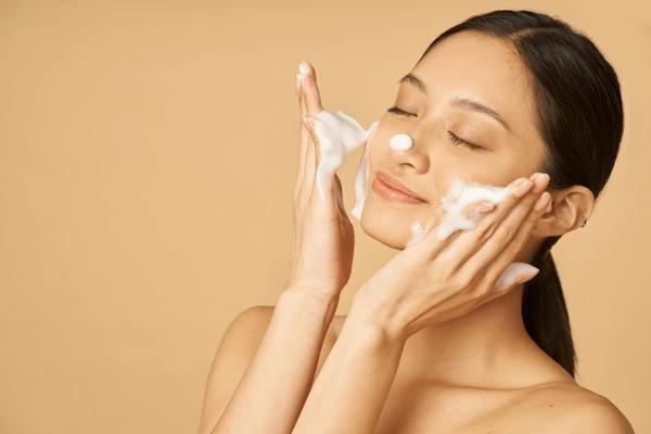 Gesichtsreiniger für jede Haut | Wonder Skin Deutschland